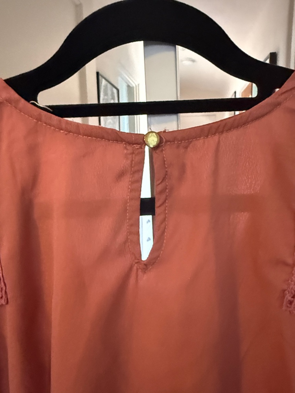Indulge in Style Women’s Crochet-Shoulder Sleeveless Top - Dusty Rose - Picture 5 of 6